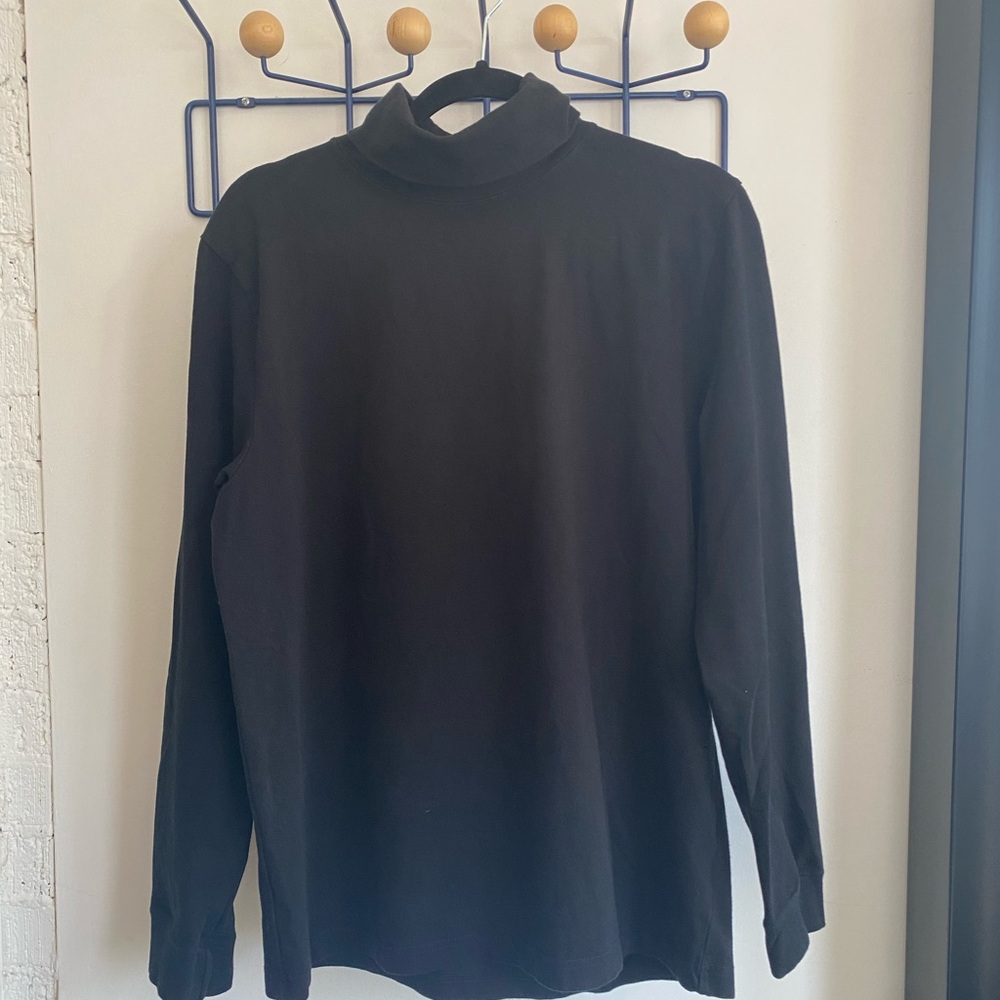 Classic Vintage Men’s Black Long Sleeve Turtleneck